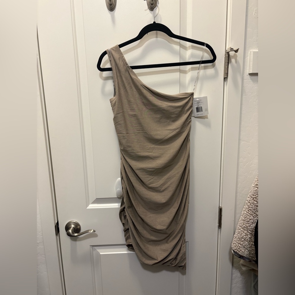 Beyond Yoga Tan One-Shoulder Body-Con Dress